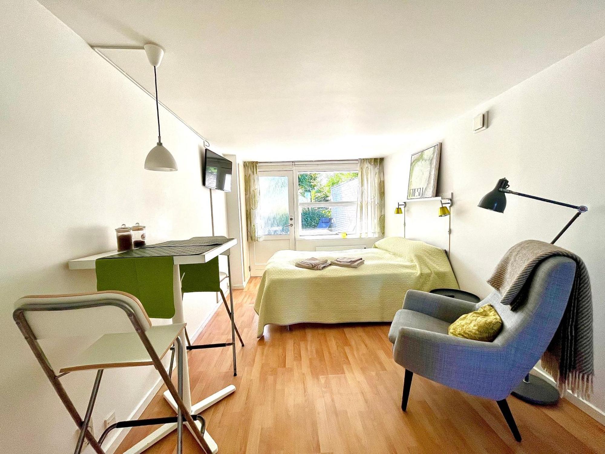 Cosy Apartment With Private Terrace Vallensbaek Eksteriør bilde
